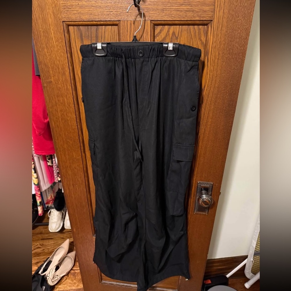 Women’s Black Cargo Pants